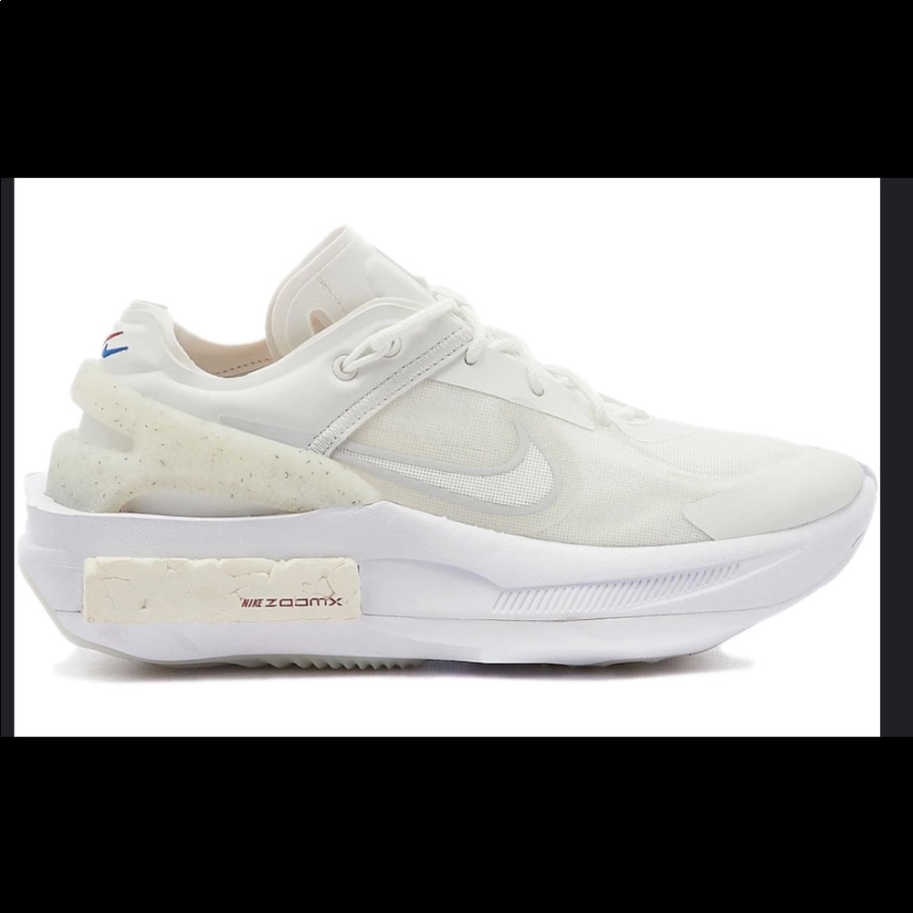 Fontanka Edge Sneaker in Summit White, Photon Dust & White size 8